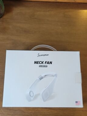 Journeyman White Bladeless Neck Fan